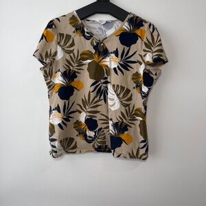 Liz Claiborne Floral Blouse Size M- Neutral colors